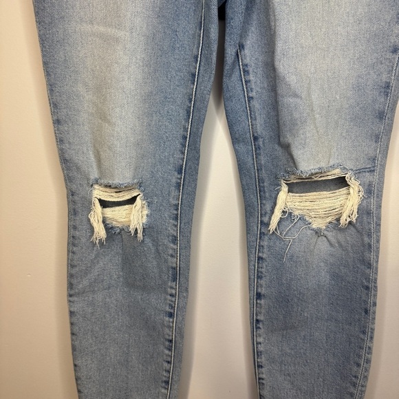 J.Crew 10” High-Rise Skinny Jeans Distressed Raw Hem | Size 27 - Picture 4 of 15